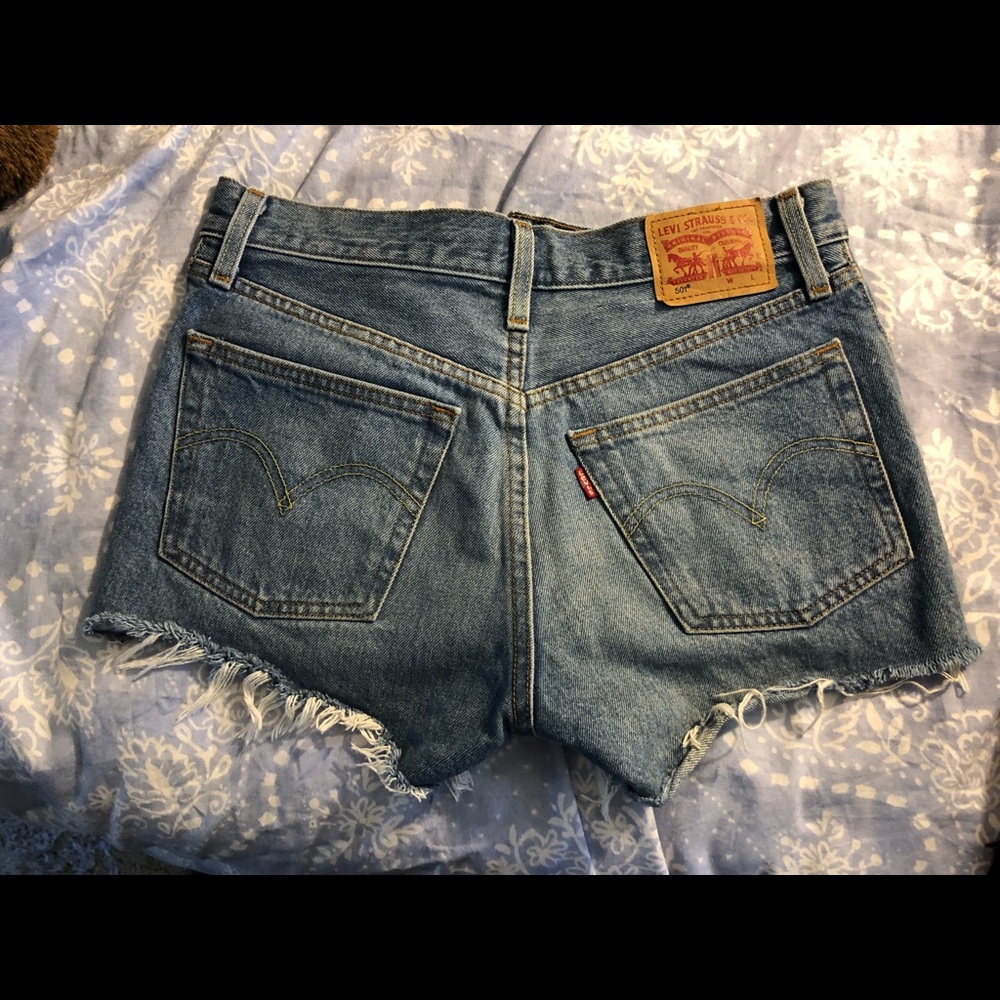 High Rise Levi Shorts